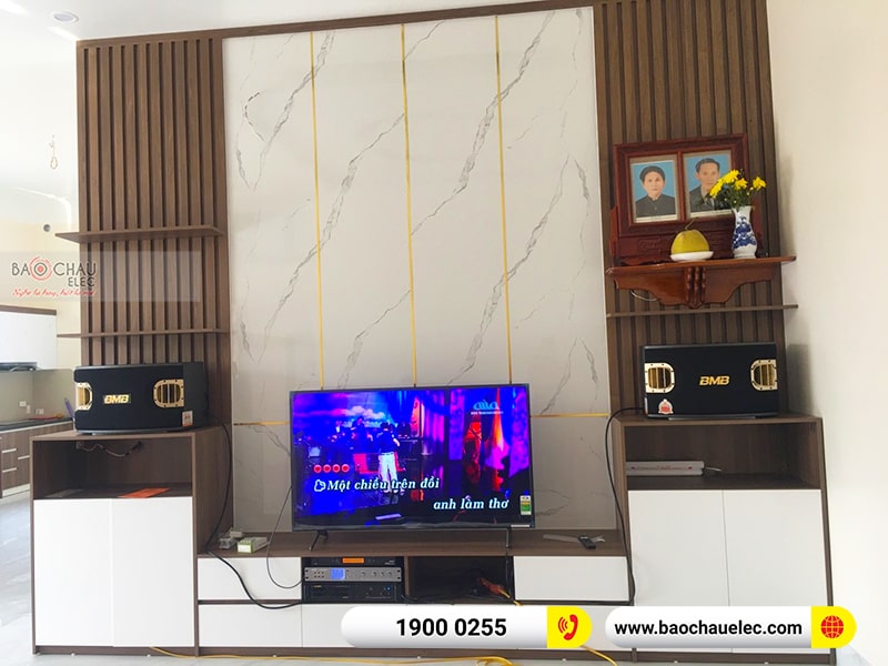 Dàn karaoke gia đình anh Hiển