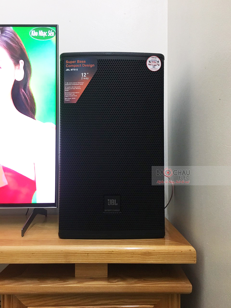 Dàn karaoke gia đình anh Cường h2