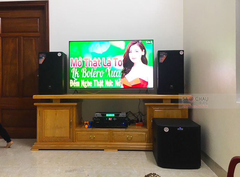 Dàn karaoke gia đình anh Cường h5