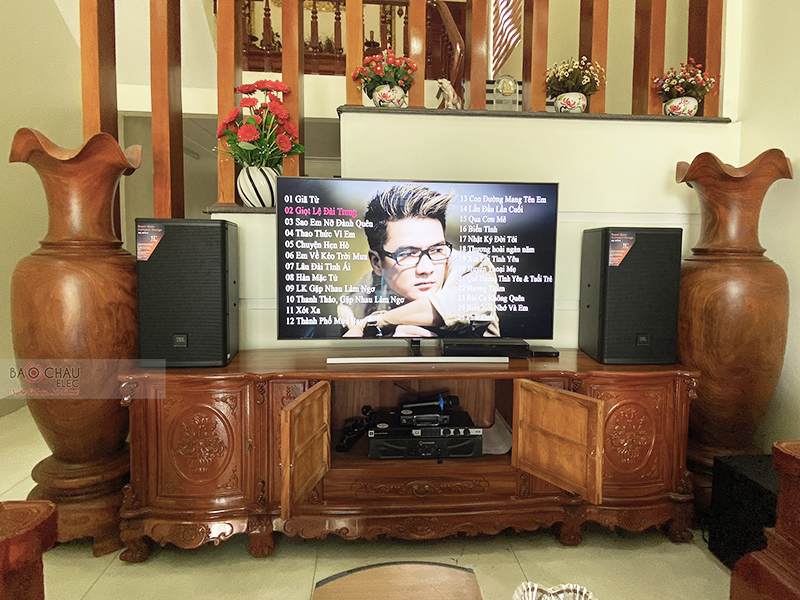 Dàn karaoke gia đình chị Dương h5