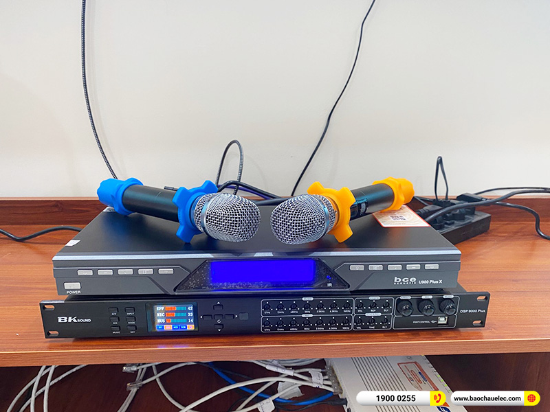 Dàn karaoke gia đình anh Dương