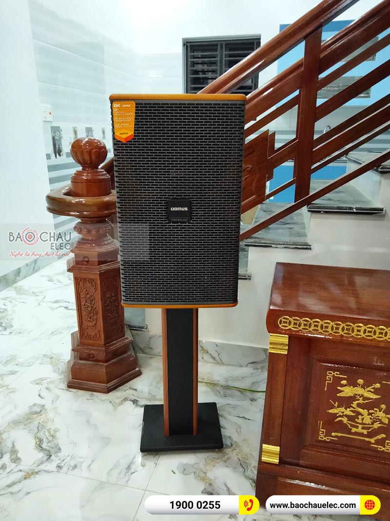 Dàn karaoke gia đình anh Minh