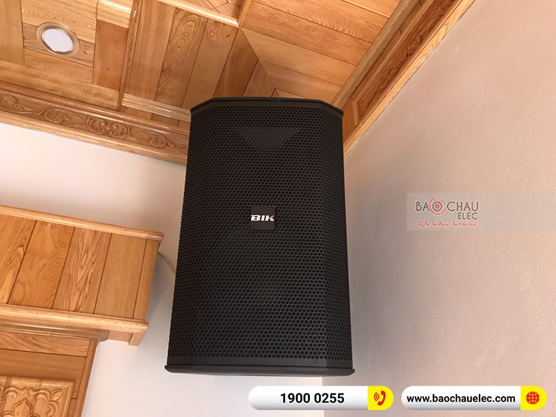 Dàn karaoke gia đình anh Phố
