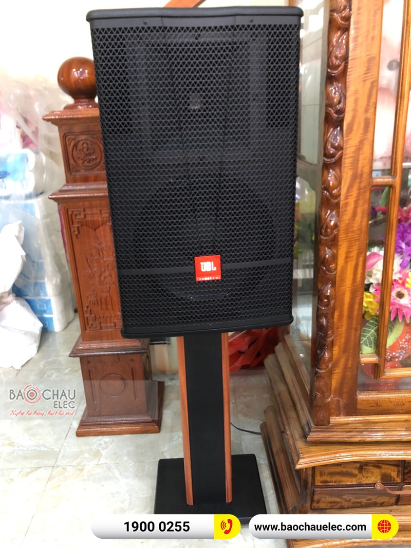 Dàn karaoke gia đình anh Sênh