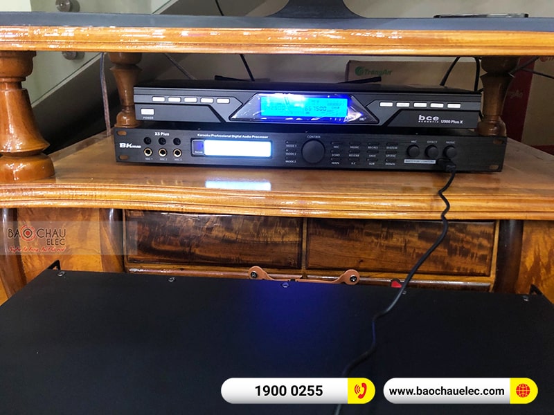 Dàn karaoke gia đình anh Sênh