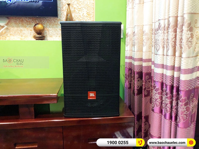 Dàn karaoke gia đình anh Tâm