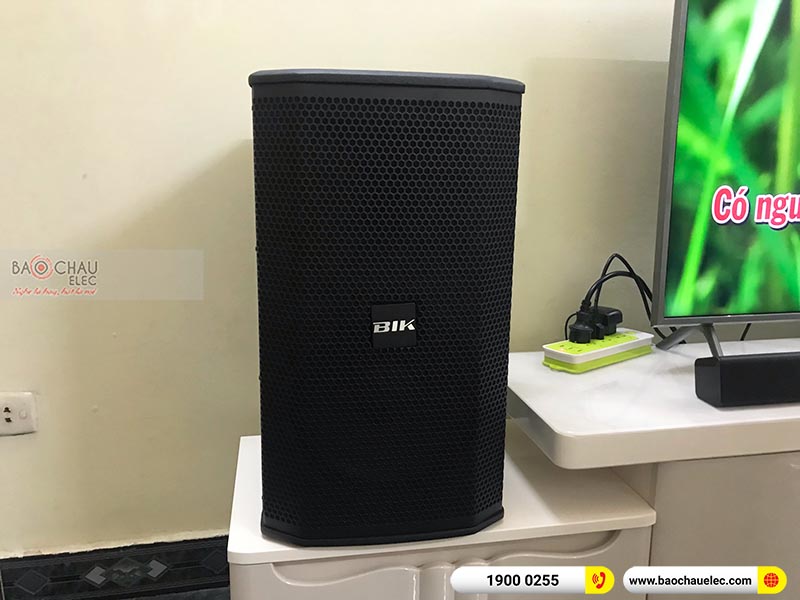 Dàn karaoke gia đình chị Hoài