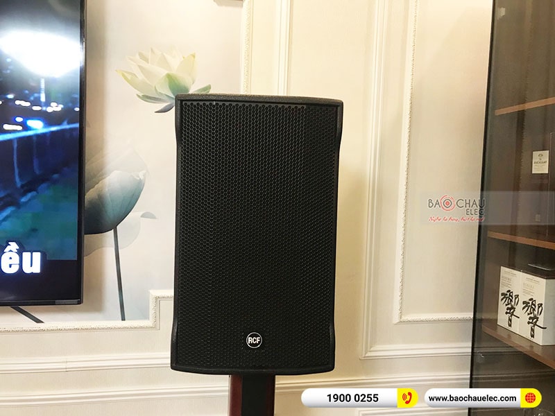 Dàn karaoke gia đình chị Nguyệt