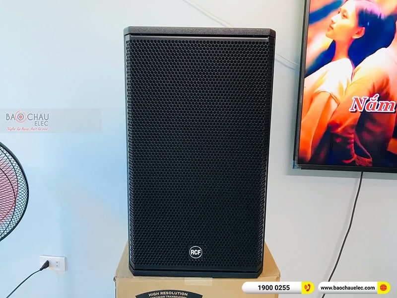 Dàn karaoke gia đình anh Hải