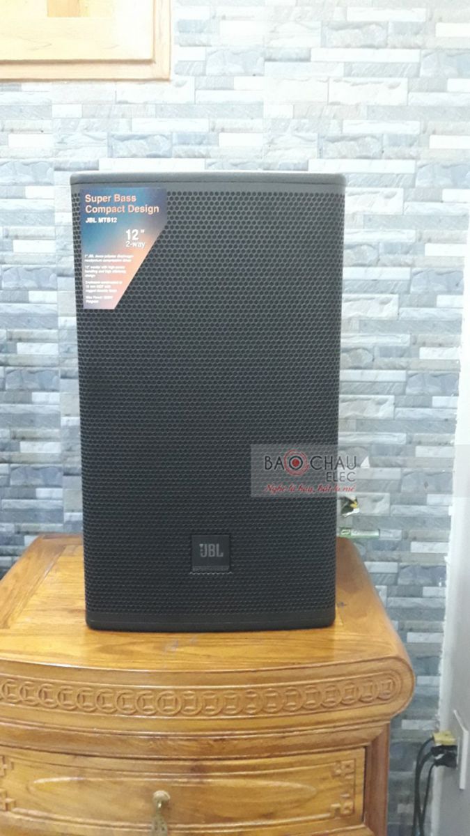 Dàn karaoke gia đình anh Tín h2