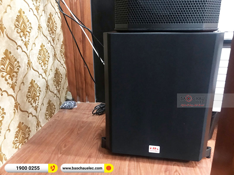 Dàn karaoke gia đình anh Tuấn