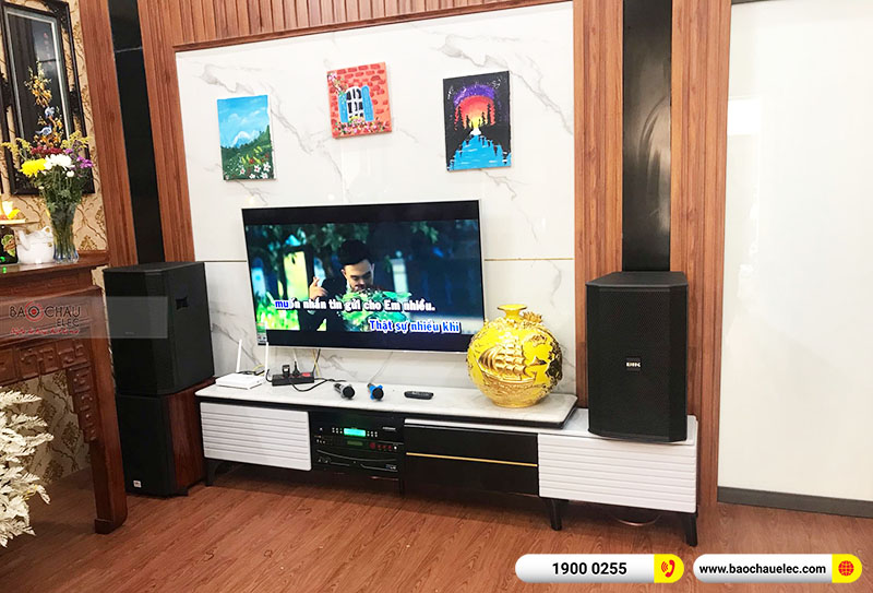 Dàn karaoke gia đình anh Tuấn