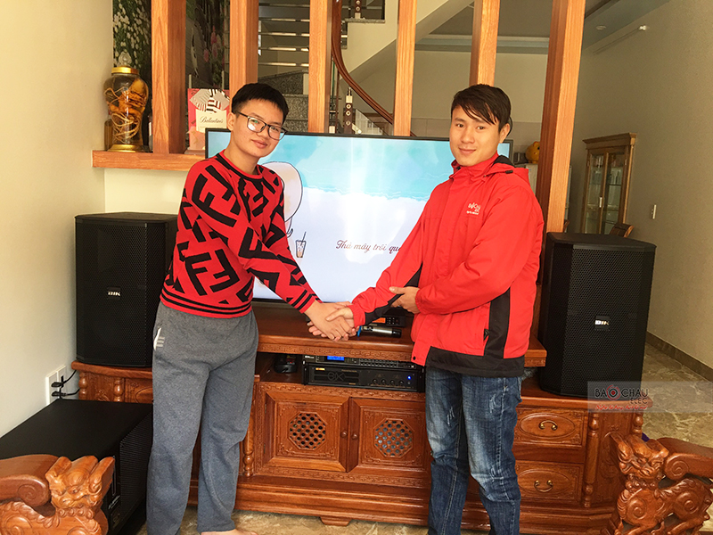 Dàn karaoke gia đình chị Phương h6