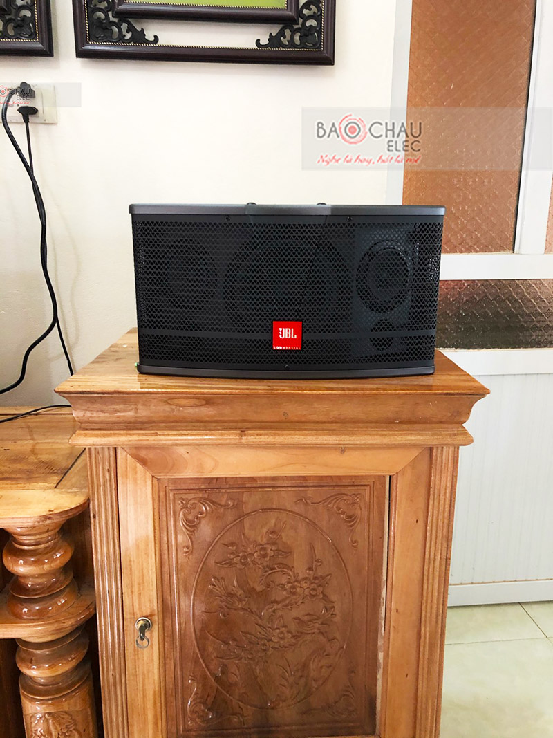 Dàn karaoke gia đình anh Nghĩa