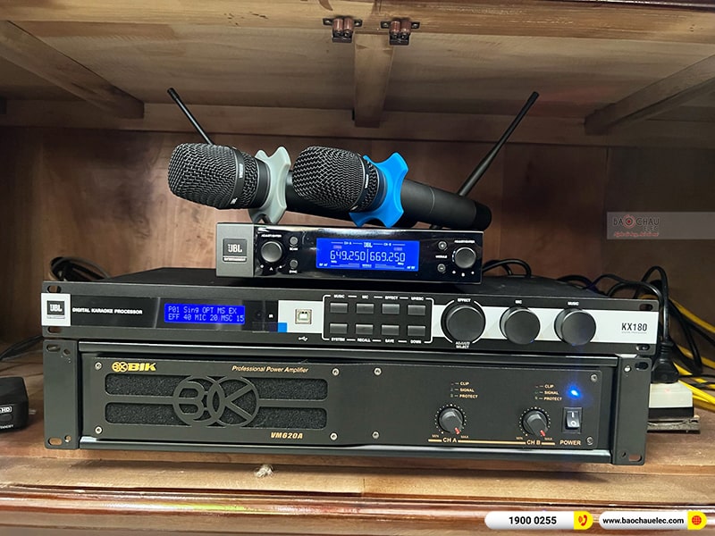 Lắp đặt dàn karaoke trị giá gần 60 triệu cho anh Hiểu tại Hòa Bình