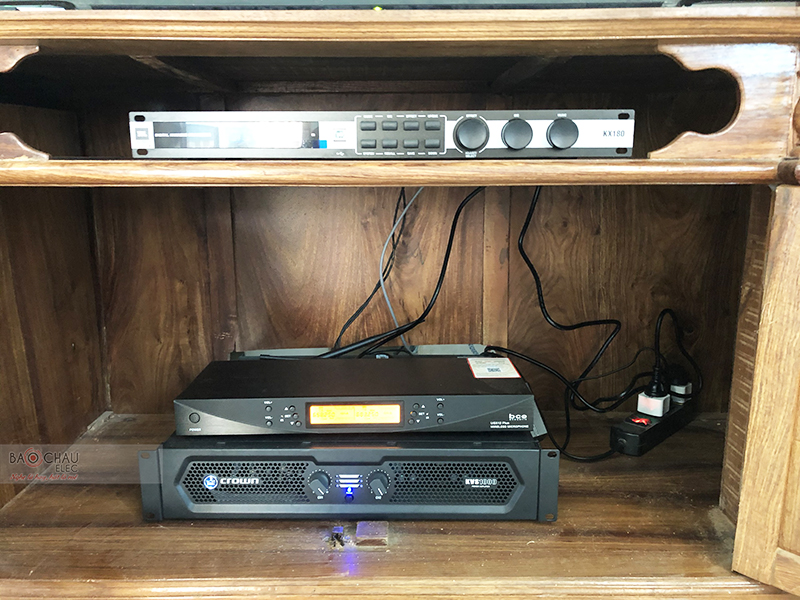 Dàn karaoke gia đình anh Hiếu h3