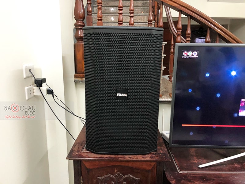 Dàn karaoke gia đình anh Thảo