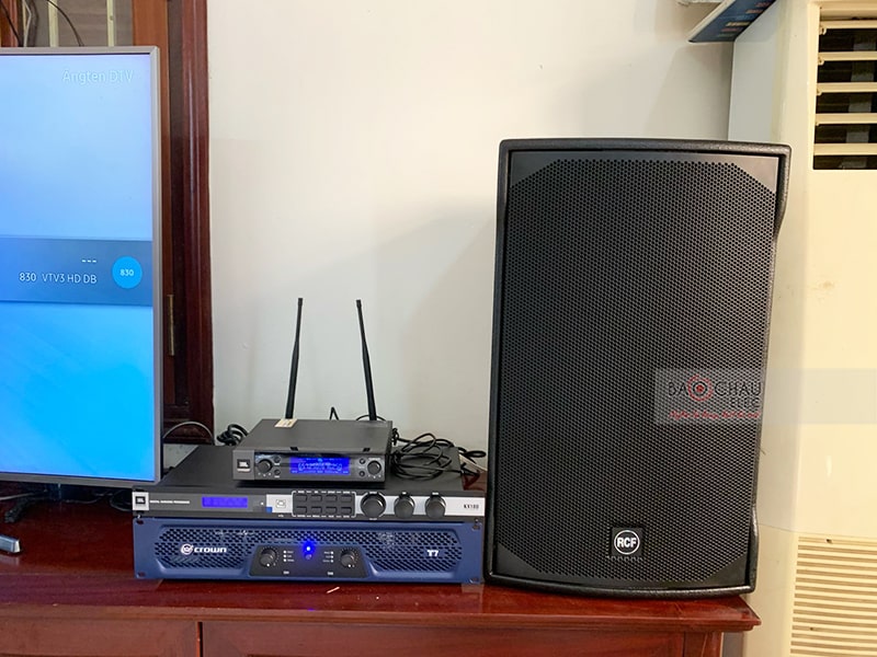 Dàn karaoke gia đình chú Dậu 
