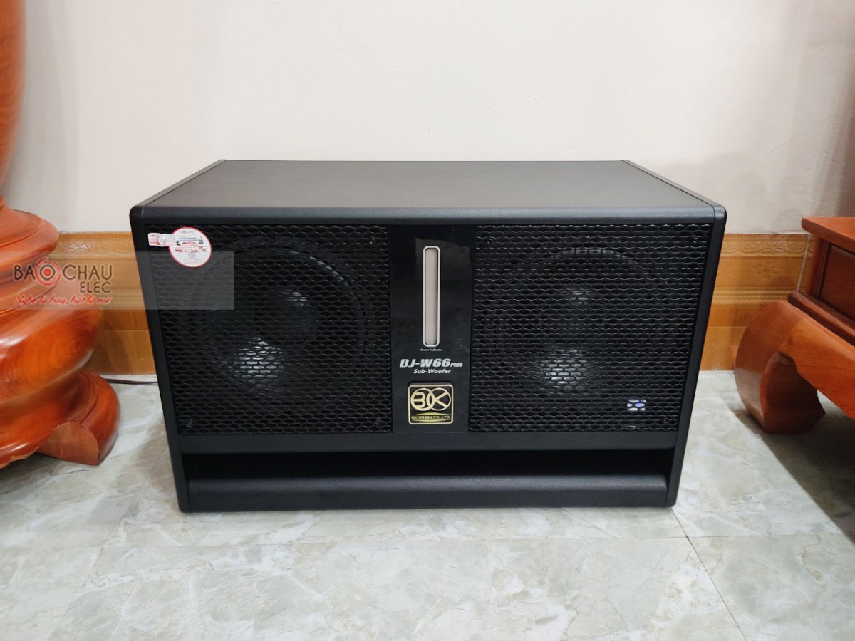 Dàn karaoke gia đình anh Diện 