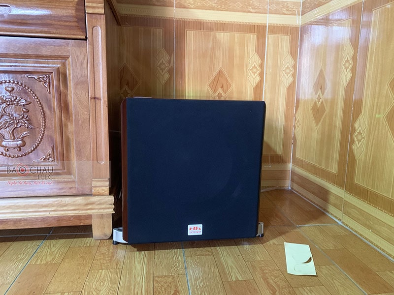 Lắp đặt dàn karaoke gia đình anh Phi tại Hưng Yên (BIK BJ-S886II, BKSound DKA-6500, SW512C)