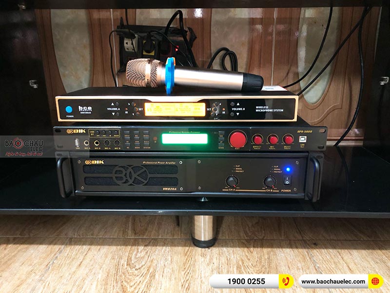 Dàn karaoke gia đình anh Thái