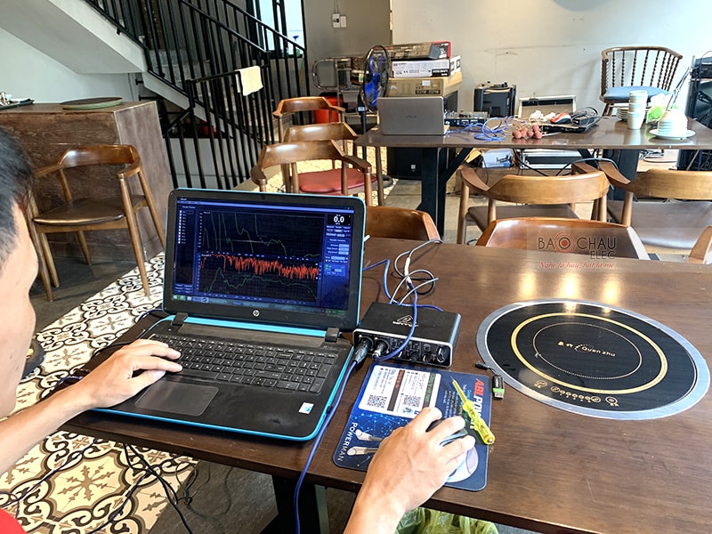 Dàn DJ và nghe nhạc của quán Daily Hotpot ở Lạng Sơn h13