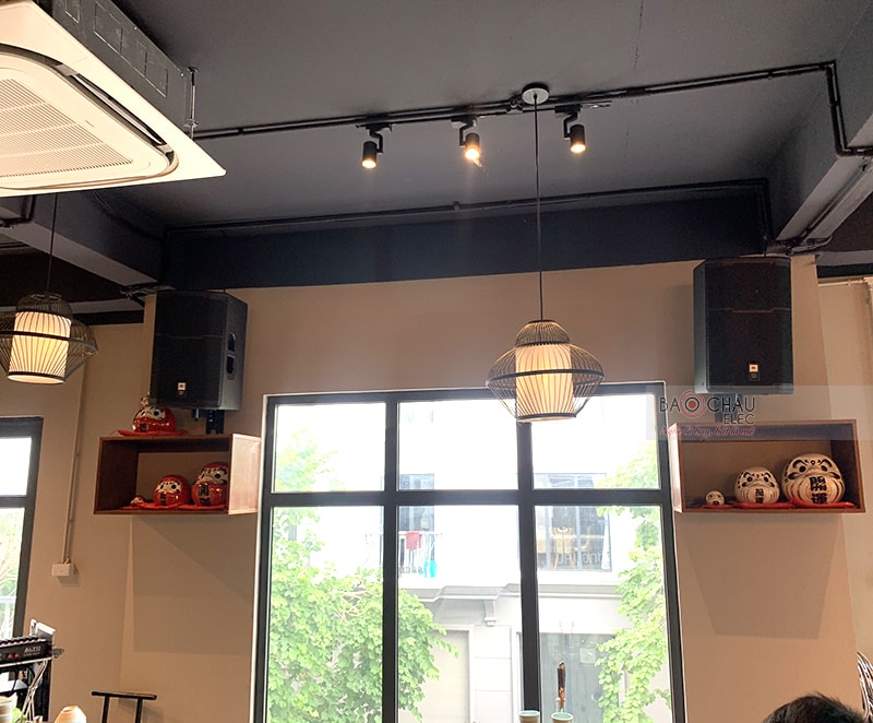 Dàn DJ và nghe nhạc của quán Daily Hotpot ở Lạng Sơn h12