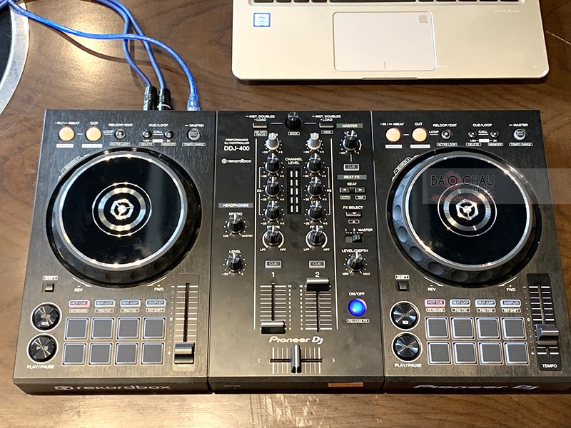 Dàn DJ và nghe nhạc của quán Daily Hotpot ở Lạng Sơn h9