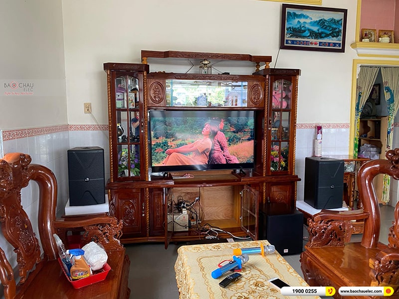Lắp đặt dàn karaoke trị giá khoảng 30 triệu cho anh Nhặt tại Long An