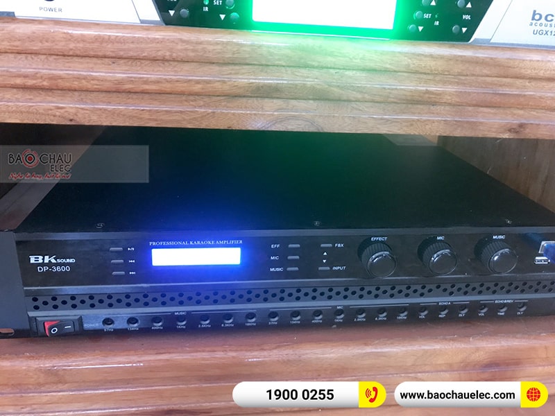 Dàn karaoke gia đình anh Đại