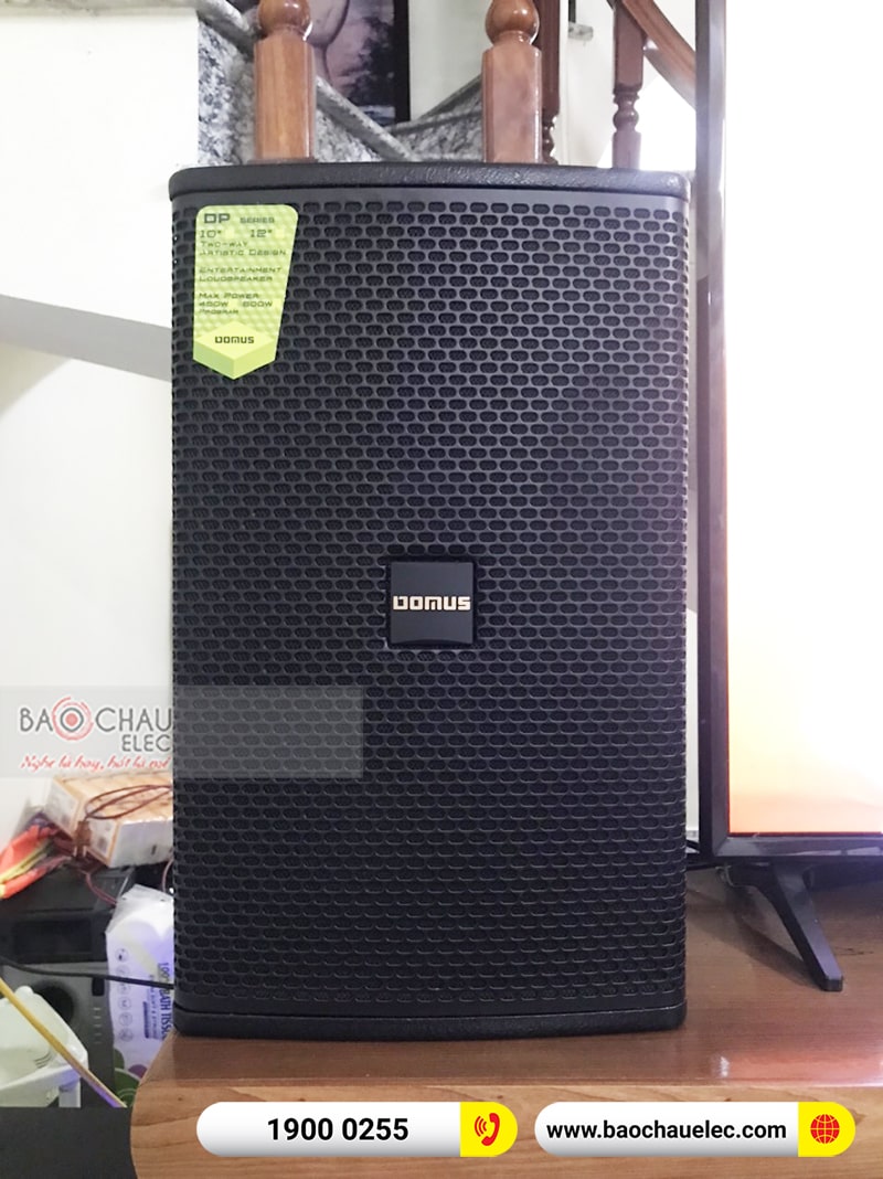 Dàn karaoke gia đình chị Nga