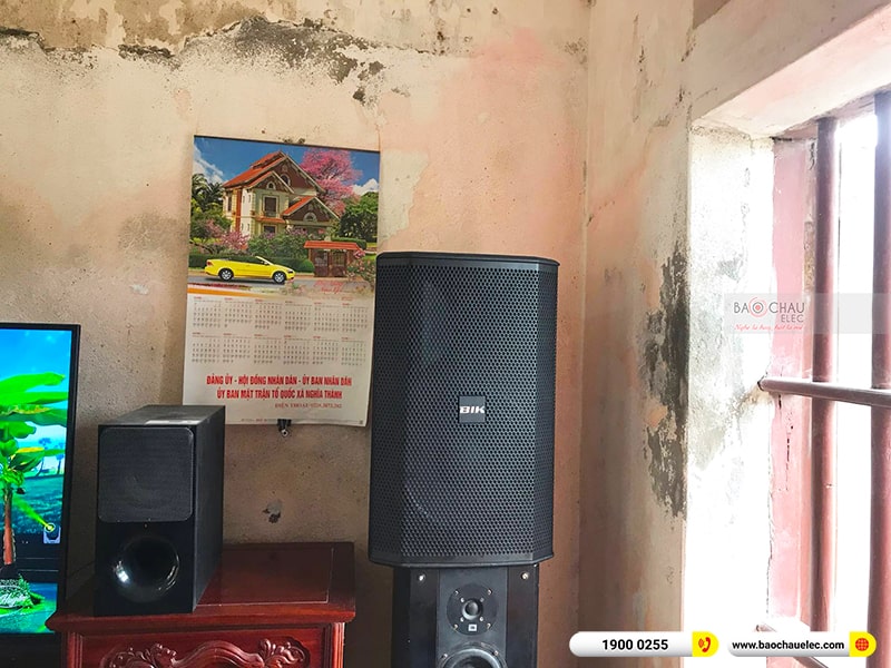 Dàn karaoke gia đình anh Du