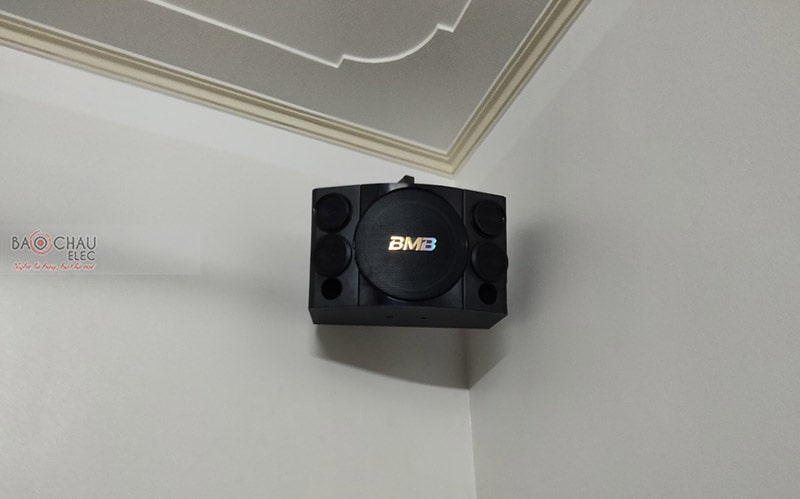 Dàn karaoke gia đình anh Giang 