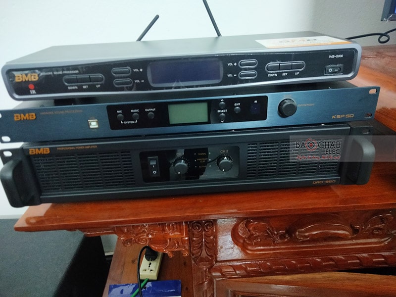 Dàn karaoke gia đình anh Giang h3