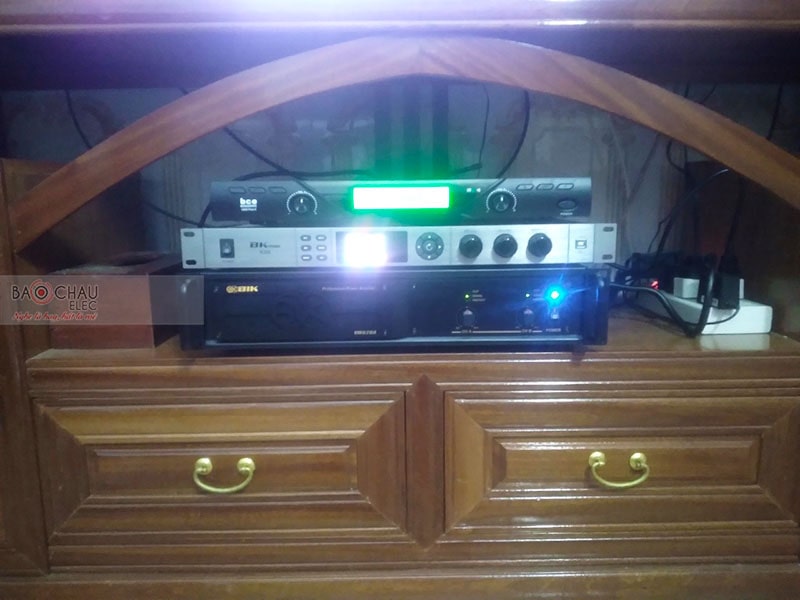 Lắp đặt dàn karaoke gia đình anh Hiện tại Nam Định (BMB 2000SE, VM620A, KX6, U900 PlusX, Pro 565M)