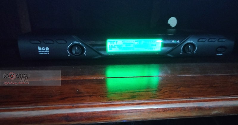 Dàn karaoke gia đình anh Toàn