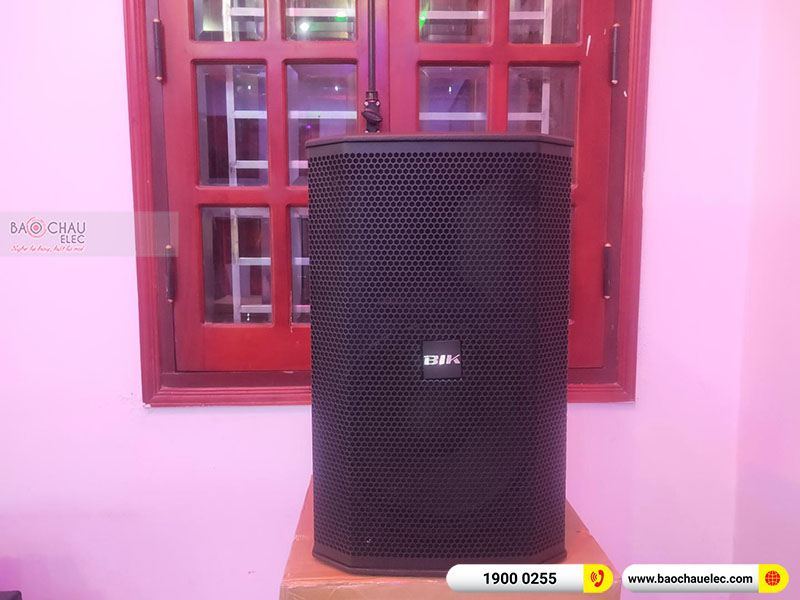 Dàn karaoke gia đình anh Bình