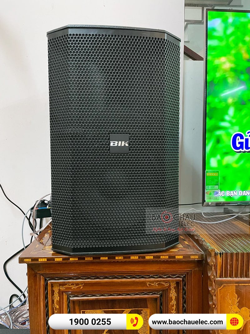 Dàn karaoke gia đình chú Thới