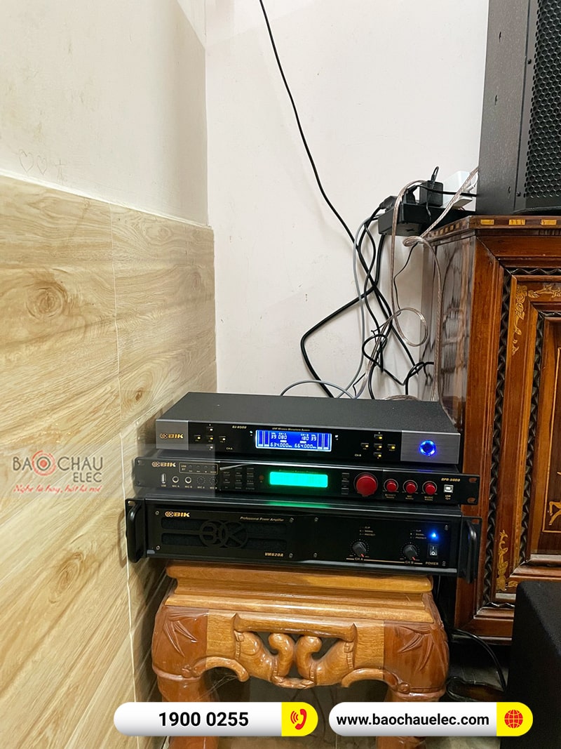 Dàn karaoke gia đình chú Thới