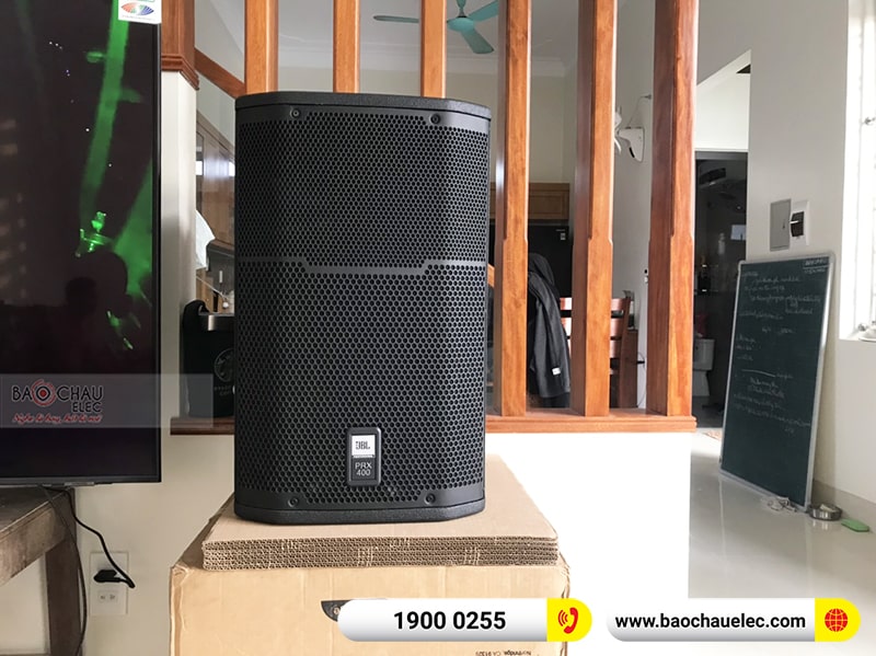Dàn karaoke gia đình anh Kiên 