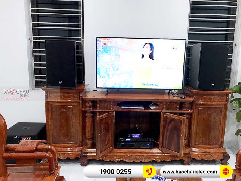Dàn karaoke gia đình anh Thiêm