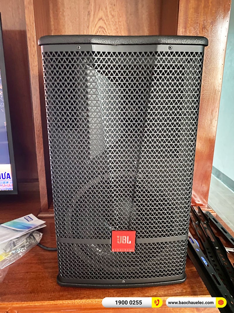 Lắp đặt dàn karaoke JBL hơn 38tr cho chị Mai tại Thái Bình (JBL CV1070, BKSound DKA 8500, SW612C)
