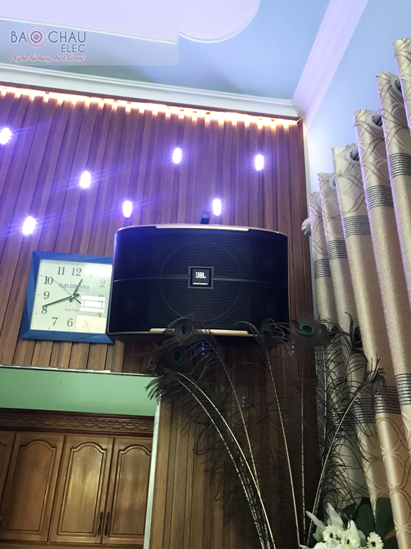 Dàn karaoke gia đình anh Tơn h2