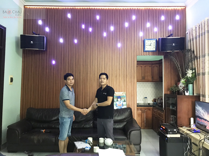 Dàn karaoke gia đình anh Tơn h4