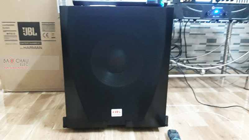 Dàn karaoke gia đình anh Trường h4