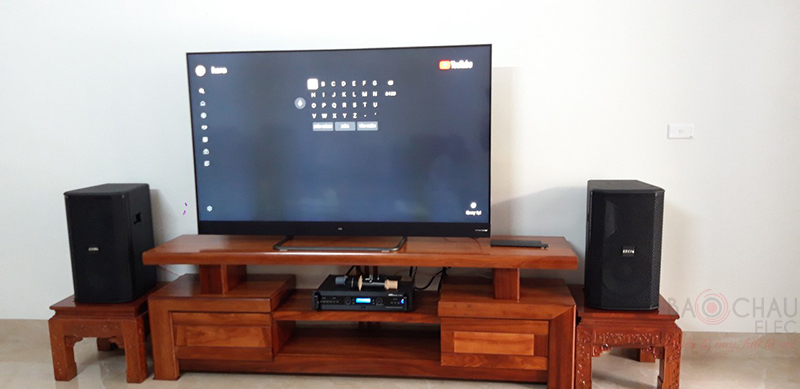 Dàn karaoke gia đình anh Phúc 