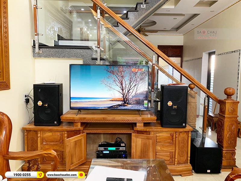 D&agrave;n karaoke của gia đ&igrave;nh anh C&ocirc;ng