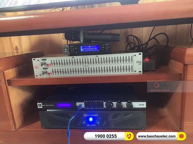Dàn karaoke gia đình anh Hải