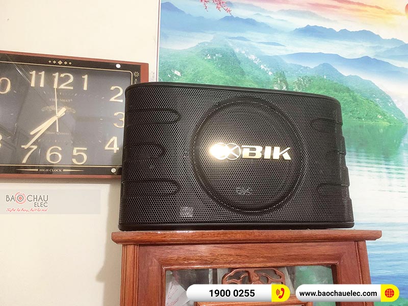 Dàn karaoke gia đình anh Minh