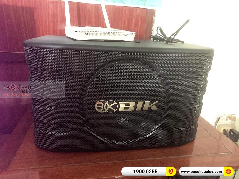 Dàn karaoke gia đình anh Minh